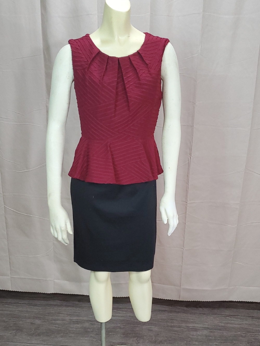 Sleeveless Peplum Pencil Dress in Burgundy and Black